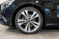 メルセデスベンツ CLAクラス CLA220 4MATIC ｼｭｰﾃｨﾝｸﾞﾌﾞﾚｰｸ ﾌﾟﾚﾐｱﾑ&ﾚｰﾀﾞｰｾｰﾌﾃｨPKG　後期 Pｽﾀ 黒革 ｻﾝﾙｰﾌ ｼｰﾄﾋｰﾀｰ 純正ﾅﾋﾞ ﾌﾙｾｸﾞTV harman/kardon CarPlay Bｶﾒﾗ PTS LEDﾍｯﾄﾞﾗｲﾄ ｱﾝﾋﾞｴﾝﾄ 18ｲﾝﾁAW　2年保証付