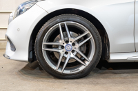 メルセデスベンツ Eクラス E250 ワゴン AVG AMGｽﾎﾟｰﾂ&ﾚｰﾀﾞｰｾｰﾌﾃｲPKG　 後期ﾓﾃﾞﾙ 黒半革 ﾊﾟﾉﾗﾏｻﾝﾙｰﾌ ｼｰﾄﾋｰﾀｰ 純正ﾅﾋﾞ ﾌﾙｾｸﾞTV 360ｶﾒﾗ LEDﾍｯﾄﾞﾗｲﾄ AMGｴｱﾛ&18ｲﾝﾁAW　2年保証付