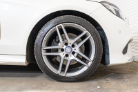 メルセデスベンツ Eクラス E250 ワゴン AVG AMGｽﾎﾟｰﾂ&ﾚｰﾀﾞｰｾｰﾌﾃｲPKG　 後期ﾓﾃﾞﾙ 黒革 ｼｰﾄﾋｰﾀｰ 純正ﾅﾋﾞ ﾌﾙｾｸﾞTV 360ｶﾒﾗ LEDﾍｯﾄﾞﾗｲﾄ AMGｴｱﾛ&18ｲﾝﾁAW　2年保証付