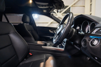 メルセデスベンツ Eクラス E300ﾜｺﾞﾝ AMGｽﾎﾟｰﾂ&ﾚｰﾀﾞｰｾｰﾌﾃｨPKG　後期 Pｽﾀ 黒革 ﾊﾟﾉﾗﾏSR ﾅﾋﾞTV 360ｶﾒ Bluetooth対応 LEDﾍｯﾄﾞﾗｲﾄ 自動ﾃｰﾙｹﾞｰﾄ ﾌｯﾄｵｰﾌﾟﾅｰ ﾊﾟｰｸﾄﾛﾆｯｸ AMGｴｱﾛ&18AW　2年保証