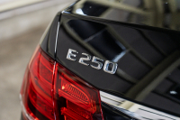 メルセデスベンツ Eクラス E250 AVG AMGｽﾎﾟｰﾂ&ﾚｰﾀﾞｰｾｰﾌﾃｨPKG　後期 黒革 ﾊﾟﾉﾗﾏSR ﾅﾋﾞTV Bｶﾒﾗ ﾊﾟｰｸﾄﾛﾆｯｸ LEDﾍｯﾄﾞﾗｲﾄ ACC BSM LCW AMGｴｱﾛ&18AW　2年保証