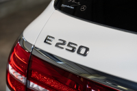 メルセデスベンツ Eクラス E250ﾜｺﾞﾝ AVG ｽﾎﾟｰﾂ 本革仕様　Pｽﾀ 黒革 ﾅﾋﾞTV 360ｶﾒﾗ ﾌﾞﾙﾒｽﾀｰ ﾍｯﾄﾞｱｯﾌﾟD 自動ﾄﾗﾝｸ ﾌｯﾄｵｰﾌﾟﾅｰ ｴｱﾊﾞﾗﾝｽPKG AMGｴｱﾛ&19AW ACC BSM LCW　2年保証