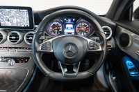 メルセデスベンツ Cクラス C300ｸｰﾍﾟ ﾚｻﾞｰEXｸﾙ&ﾚｰﾀﾞｰP　ACC Pｽﾀ ECO 黒革 ﾊﾟﾉﾗﾏR HDDﾅﾋﾞ ﾌﾙｾｸﾞ BTｵｰﾃﾞｨｵ&TEL Bｶﾒﾗ AMGｴｱﾛ&19ｲﾝﾁAW LEDﾗｲﾄ ﾚｰﾝｷｰﾌﾟ&ﾌﾞﾗｲﾝﾄﾞｽﾎﾟｯﾄA 2年保証付