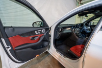 メルセデスベンツ Cクラス C220d ﾛｰﾚｳｽｴﾃﾞｼｮﾝ ﾚｻﾞｰｴｸｽｸﾙｰｼﾌﾞ&ﾚｰﾀﾞｰSP　後期 赤革 MBUXﾅﾋﾞTV ﾌﾞﾙﾒｽﾀｰS 360ｶﾒﾗ HUD ACC ｴｱｻｽﾍﾟﾝｼｮﾝ ﾏﾙﾁﾋﾞｰﾑLED AMGｽﾀｲﾘﾝｸﾞPKG AMG18ｲﾝﾁAW　2年保証
