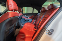 メルセデスベンツ Cクラス C220d ﾛｰﾚｳｽｴﾃﾞｼｮﾝ ﾚｻﾞｰｴｸｽｸﾙｰｼﾌﾞ&ﾚｰﾀﾞｰSP　後期 赤革 MBUXﾅﾋﾞTV ﾌﾞﾙﾒｽﾀｰS 360ｶﾒﾗ HUD ACC ｴｱｻｽﾍﾟﾝｼｮﾝ ﾏﾙﾁﾋﾞｰﾑLED AMGｽﾀｲﾘﾝｸﾞPKG AMG18ｲﾝﾁAW　2年保証