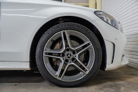 メルセデスベンツ Cクラス C220d ﾛｰﾚｳｽｴﾃﾞｼｮﾝ ﾚｻﾞｰｴｸｽｸﾙｰｼﾌﾞ&ﾚｰﾀﾞｰSP　後期 赤革 MBUXﾅﾋﾞTV ﾌﾞﾙﾒｽﾀｰS 360ｶﾒﾗ HUD ACC ｴｱｻｽﾍﾟﾝｼｮﾝ ﾏﾙﾁﾋﾞｰﾑLED AMGｽﾀｲﾘﾝｸﾞPKG AMG18ｲﾝﾁAW　2年保証