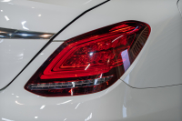 メルセデスベンツ Cクラス C220d ﾛｰﾚｳｽｴﾃﾞｼｮﾝ ﾚｻﾞｰｴｸｽｸﾙｰｼﾌﾞ&ﾚｰﾀﾞｰSP　後期 赤革 MBUXﾅﾋﾞTV ﾌﾞﾙﾒｽﾀｰS 360ｶﾒﾗ HUD ACC ｴｱｻｽﾍﾟﾝｼｮﾝ ﾏﾙﾁﾋﾞｰﾑLED AMGｽﾀｲﾘﾝｸﾞPKG AMG18ｲﾝﾁAW　2年保証