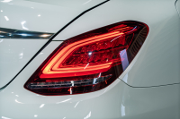 メルセデスベンツ Cクラス C220d ﾛｰﾚｳｽｴﾃﾞｼｮﾝ ﾚｻﾞｰｴｸｽｸﾙｰｼﾌﾞ&ﾚｰﾀﾞｰSP　後期 赤革 MBUXﾅﾋﾞTV ﾌﾞﾙﾒｽﾀｰS 360ｶﾒﾗ HUD ACC ｴｱｻｽﾍﾟﾝｼｮﾝ ﾏﾙﾁﾋﾞｰﾑLED AMGｽﾀｲﾘﾝｸﾞPKG AMG18ｲﾝﾁAW　2年保証