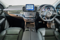メルセデスベンツ GLE GLE350d 4MATIC ｽﾎﾟｰﾂ ﾚｰﾀﾞｰｾｰﾌﾃｲPKG　 黒革 ｼｰﾄﾋｰﾀｰ ｻﾝﾙｰﾌ 純正ﾅﾋﾞ ﾌﾙｾｸﾞTV 360ｶﾒﾗ harman/Kardon LEDﾍｯﾄﾞﾗｲﾄ AMGｴｱﾛ&20ｲﾝﾁAW　2年保証
