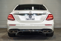 AMG Eクラス E43 4MATIC ﾚｰﾀﾞｰSP　ACC 茶革 ﾋｰﾀｰ ﾊﾟﾉﾗﾏSR 純正ﾅﾋﾞTV ﾌﾞﾙﾒｽﾀｰS 360ｶﾒﾗ Carplay ﾍｯﾄﾞｱｯﾌﾟD LEDﾍｯﾄﾞﾗｲﾄ AMGｴｸﾞｿﾞｰｽﾄ AMGｴｱﾛ&20ｲﾝﾁAW　2年保証