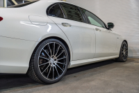 AMG Eクラス E43 4MATIC ﾚｰﾀﾞｰSP　ACC 茶革 ﾋｰﾀｰ ﾊﾟﾉﾗﾏSR 純正ﾅﾋﾞTV ﾌﾞﾙﾒｽﾀｰS 360ｶﾒﾗ Carplay ﾍｯﾄﾞｱｯﾌﾟD LEDﾍｯﾄﾞﾗｲﾄ AMGｴｸﾞｿﾞｰｽﾄ AMGｴｱﾛ&20ｲﾝﾁAW　2年保証