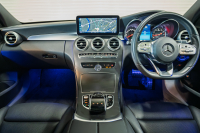 メルセデスベンツ Cクラス C200 AVG AMGﾗｲﾝ　後期ﾓﾃﾞﾙ 黒革 ﾊﾟﾉﾗﾏｻﾝﾙｰﾌ ﾅﾋﾞTV ﾊﾞｯｸｶﾒﾗ Carplay ｱﾀﾞﾌﾟﾃｨﾌﾞｸﾙｰｽﾞｺﾝﾄﾛｰﾙ ﾏﾙﾁﾋﾞｰﾑLED 自動ﾘｱｹﾞｰﾄ AMGｴｱﾛ&18ｲﾝﾁAW　2年保証