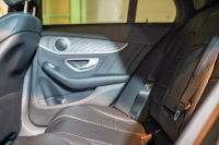 メルセデスベンツ Cクラス C200 AVG AMGﾗｲﾝ　後期ﾓﾃﾞﾙ 黒革 ﾊﾟﾉﾗﾏｻﾝﾙｰﾌ ﾅﾋﾞTV ﾊﾞｯｸｶﾒﾗ Carplay ｱﾀﾞﾌﾟﾃｨﾌﾞｸﾙｰｽﾞｺﾝﾄﾛｰﾙ ﾏﾙﾁﾋﾞｰﾑLED 自動ﾘｱｹﾞｰﾄ AMGｴｱﾛ&18ｲﾝﾁAW　2年保証