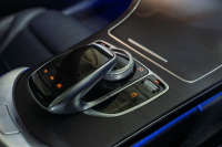 メルセデスベンツ Cクラス C200 AVG AMGﾗｲﾝ　後期ﾓﾃﾞﾙ 黒革 ﾊﾟﾉﾗﾏｻﾝﾙｰﾌ ﾅﾋﾞTV ﾊﾞｯｸｶﾒﾗ Carplay ｱﾀﾞﾌﾟﾃｨﾌﾞｸﾙｰｽﾞｺﾝﾄﾛｰﾙ ﾏﾙﾁﾋﾞｰﾑLED 自動ﾘｱｹﾞｰﾄ AMGｴｱﾛ&18ｲﾝﾁAW　2年保証