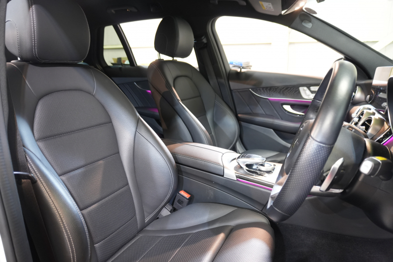 メルセデスベンツ Cクラス C200 ワゴン 実用性と安心感の両立モデル