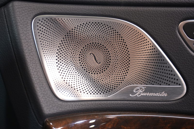 メルセデスベンツ S550ロング入庫！V8ツインターボ搭載のラグジュアリーセダン