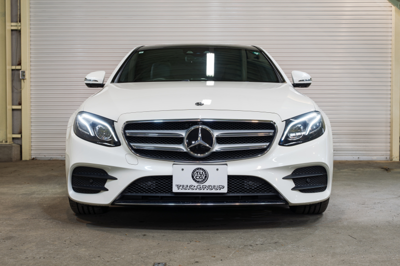 AMGライン装備のE250！パノラマSR＆Burmester付き上質セダン