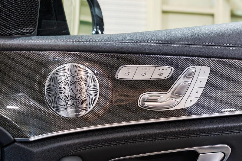 AMG E53ワゴン 4MATIC+入庫！走りと実用性を兼ね備えたハイパフォーマンスモデル