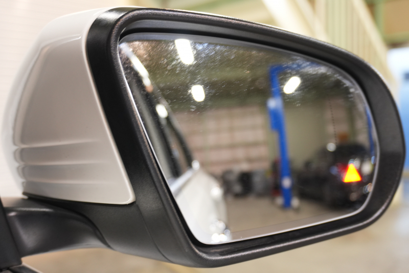 GLB200d 4MATIC AMGライン 実用性とデザインを兼ね備えたプレミアムSUV