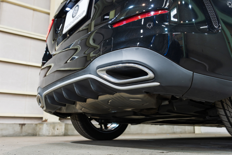 メルセデスベンツ B180 AMGライン入庫 赤黒レザーが魅力のコンパクトプレミアム