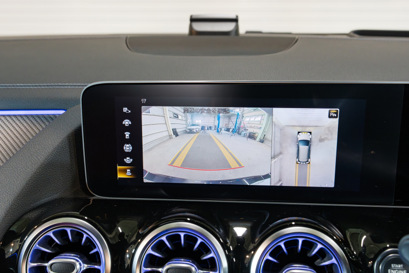 メルセデスベンツ B180 AMGライン入庫 赤黒レザーが魅力のコンパクトプレミアム