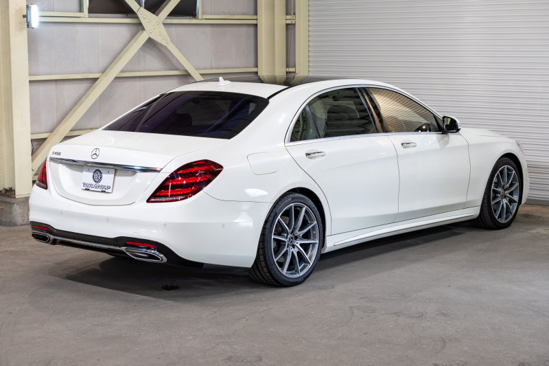 上質な乗り心地を味わえるメルセデス・ベンツ S450ロング AMGラインプラス