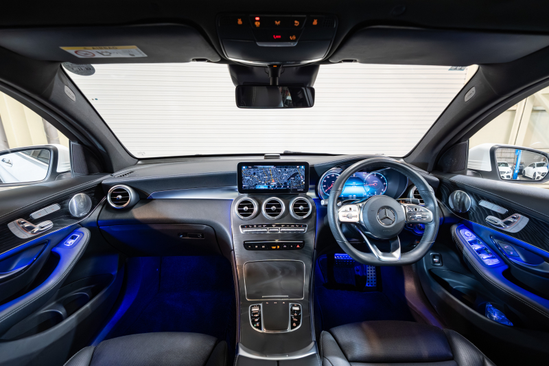 GLC220dクーペ AMGライン 上質装備が揃った人気SUVクーペ