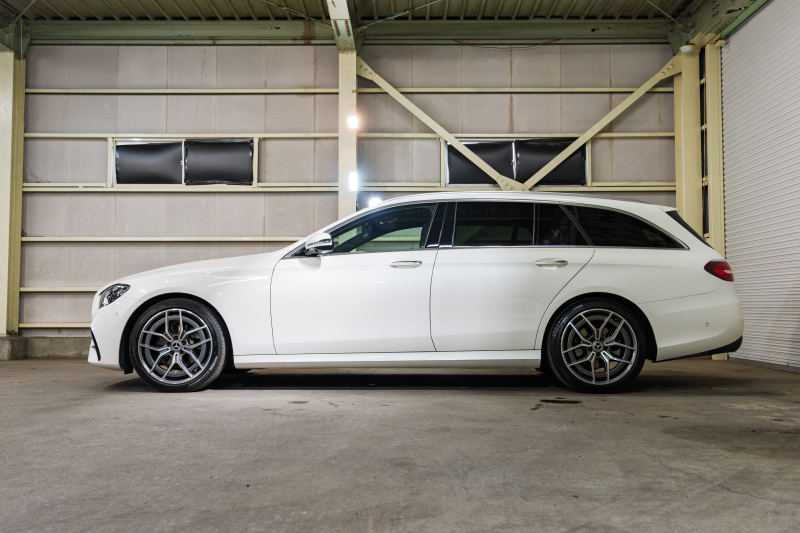 メルセデスベンツ E200ワゴン AMGライン＆エクスクルーシブPKG