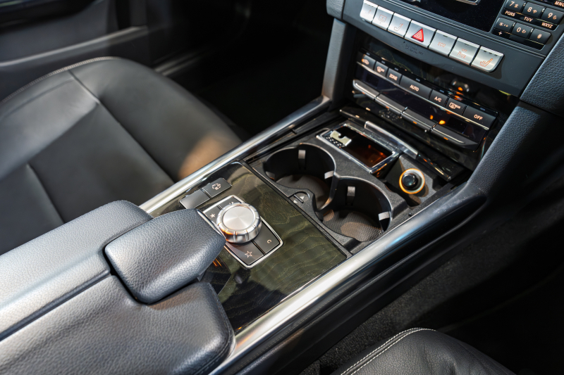 メルセデス・ベンツ SLC200 スポーツ レーダーセーフティPKG 入庫！