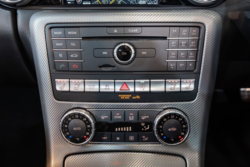 メルセデス・ベンツ SLC180 レッドアートエディション 特別仕様車のご紹介