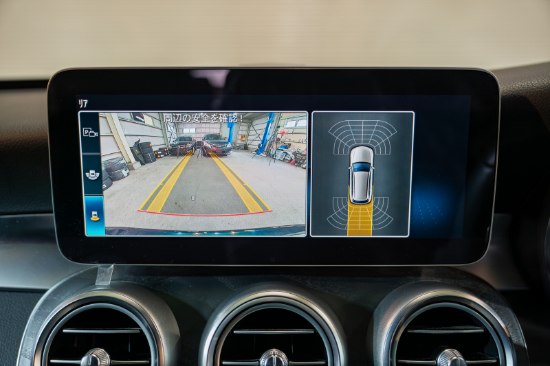 メルセデスベンツ C220d ワゴン スポーティ＆安心装備で日常使いにも最適