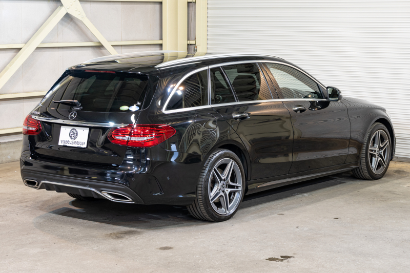 メルセデス・ベンツ C200ワゴン 後期モデル 赤革&パノラマルーフ装備の上質モデル