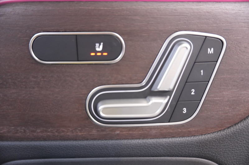 メルセデス・ベンツ B200d 快適性と先進安全装備が揃った一台