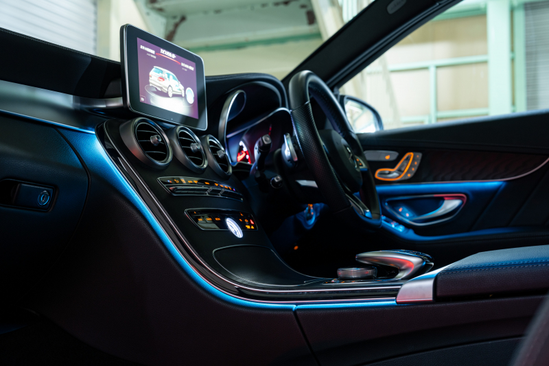 メルセデスベンツ C200ワゴン スポーツ AMGエアロ＆安心安全装備