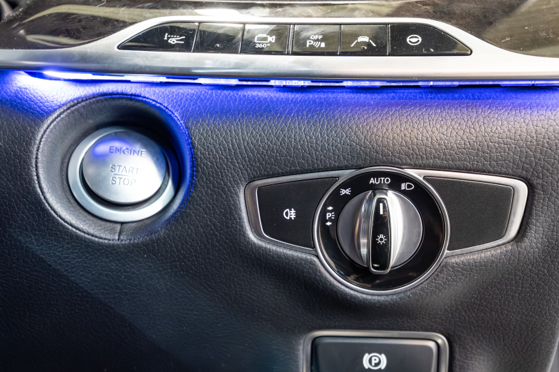 メルセデス・ベンツ S550ロング AMGライン 上質を極めたショーファーパッケージ装着車