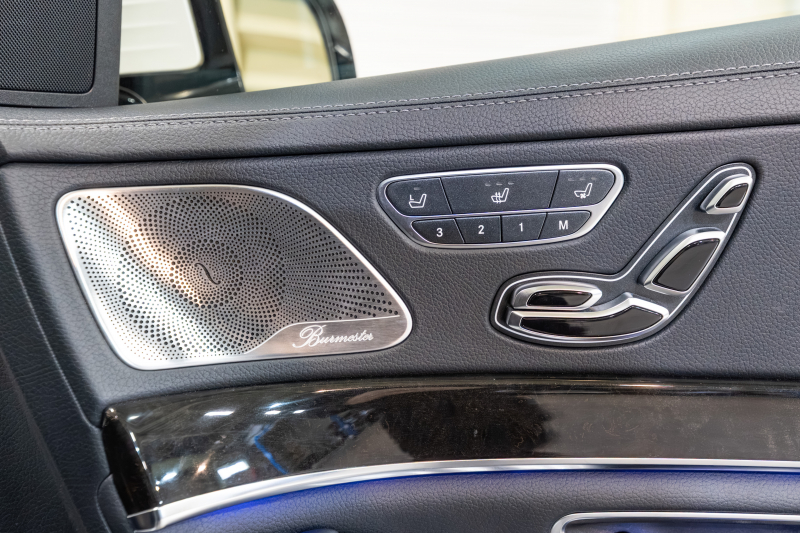 メルセデス・ベンツ S550ロング AMGライン 上質を極めたショーファーパッケージ装着車