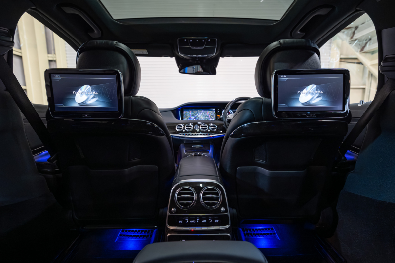 メルセデス・ベンツ S550ロング AMGライン 上質を極めたショーファーパッケージ装着車