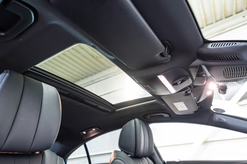 メルセデス・ベンツ CLS450 4MATIC スポーツ｜快適装備と走行性能を両立