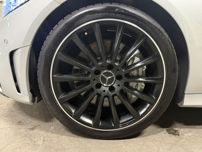 AMG C43 4MATIC 後期|3.0L V6ツインターボ 390ps 高性能スポーツセダン