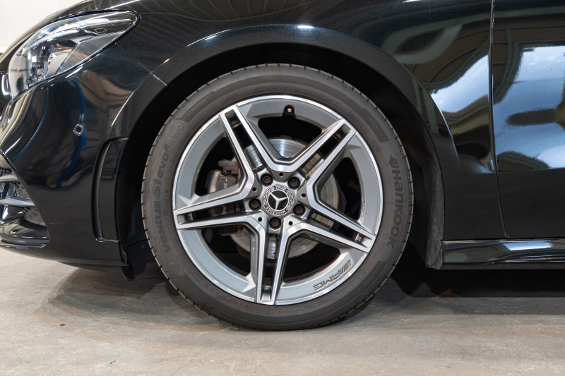 B180 AMGライン 上質装備が揃った実用的な一台