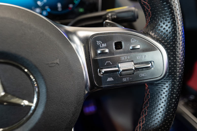 B180 AMGライン 上質装備が揃った実用的な一台