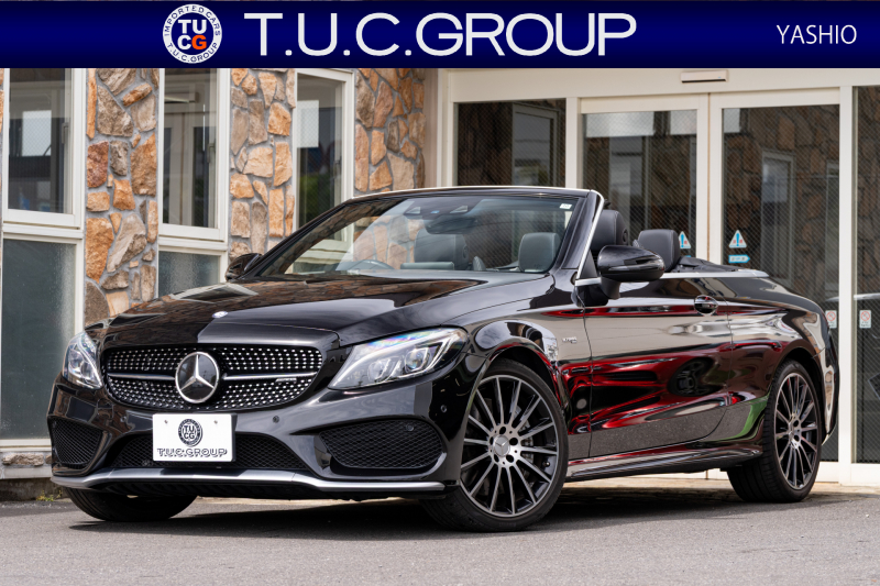 AMG C43 4MATICカブリオレ 赤幌が映える上質スポーツオープン