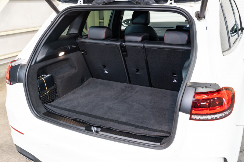 メルセデス・ベンツ B200d AMGラインが入庫しました!装備充実の人気ディーゼルモデル