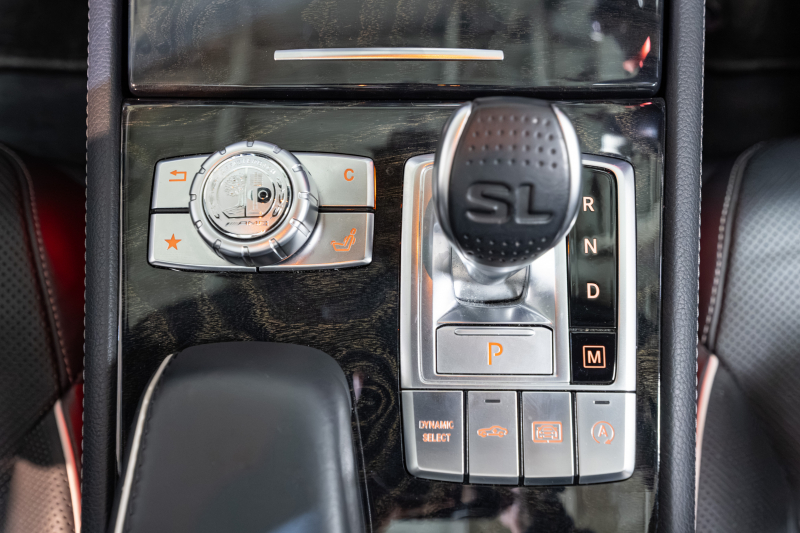 メルセデス・ベンツ SL400 後期モデルの魅力をじっくりご紹介