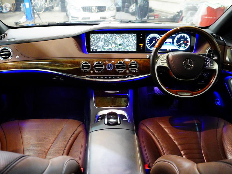 メルセデス・ベンツ Sクラス S550ロング｜ブラウンナッパレザーで味わう上質な時間