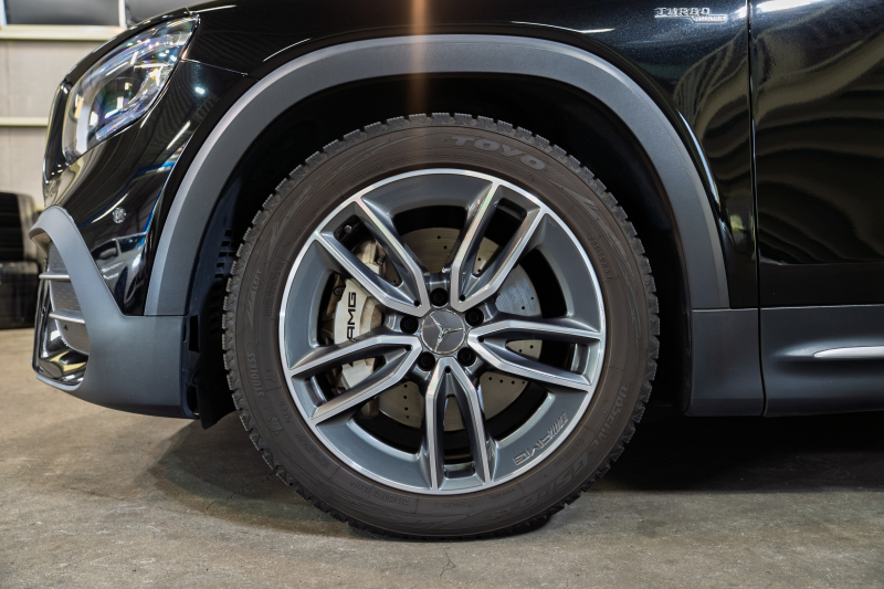 メルセデスAMG GLB35 4MATIC｜306馬力の走りと使い勝手を備えたスポーツSUV
