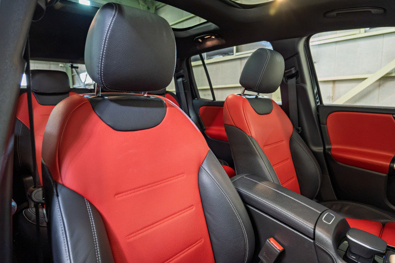 メルセデスAMG GLB35 4MATIC｜306馬力の走りと使い勝手を備えたスポーツSUV